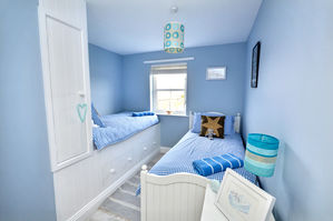 Bedroom three (twin room)- click for photo gallery